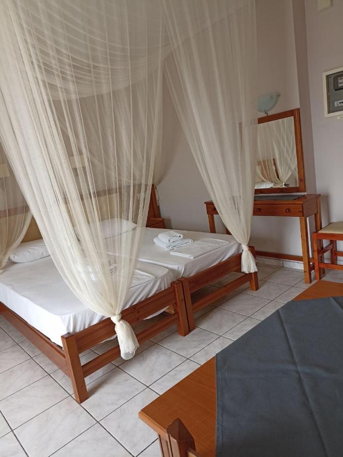 Calypso Beach Hotel Loutra Edipsou  Exterior photo